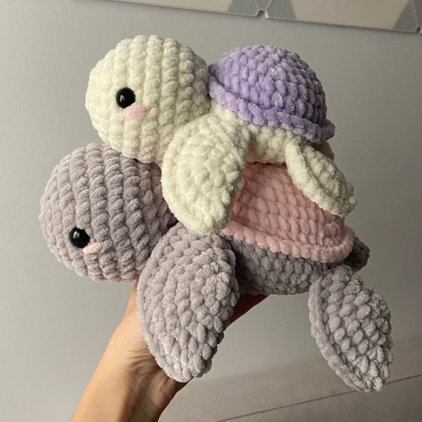 Small & Medium Size Turtle Crochet Pattern - CrochetbysilviaS2 - | CrochetbysilviaS2